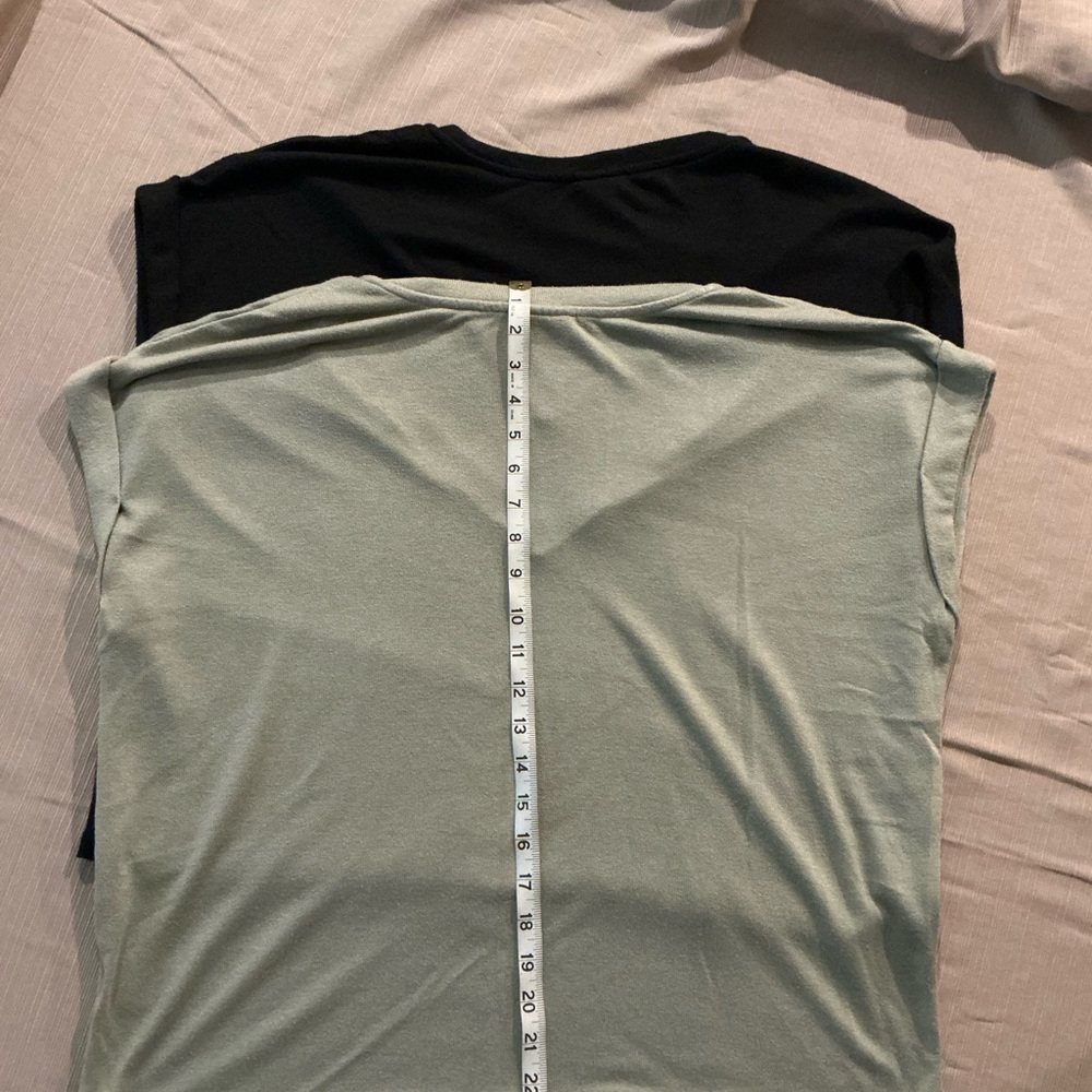 Mod Ref Black and Green V-Neck Tops - Picture 6 of 7